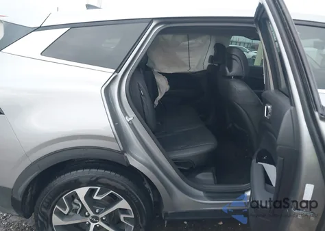 2024 Kia Sportage Ex z USA, uszkodzony, nr VIN KNDPV3DF2R7269573